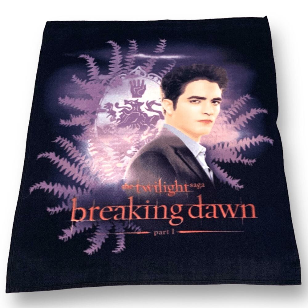 Twilight Breaking‎ Dawn Edward Cullen Throw Blanket NECA Vampire Y2K Goth Movie
